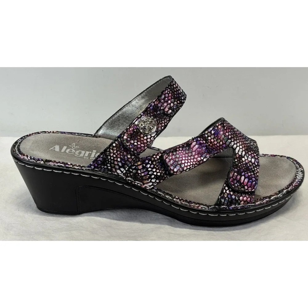 Alegria Loti Funtastic Slip-on Leather Wedge Sandal EU 41 10 Purple Snakeskin